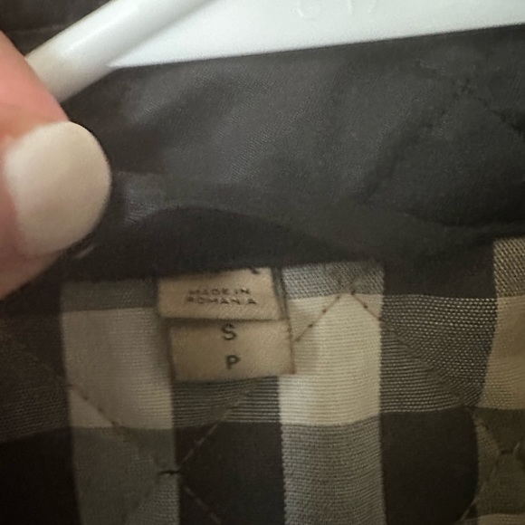 Authentic Burberry coat - Picture 6 of 7